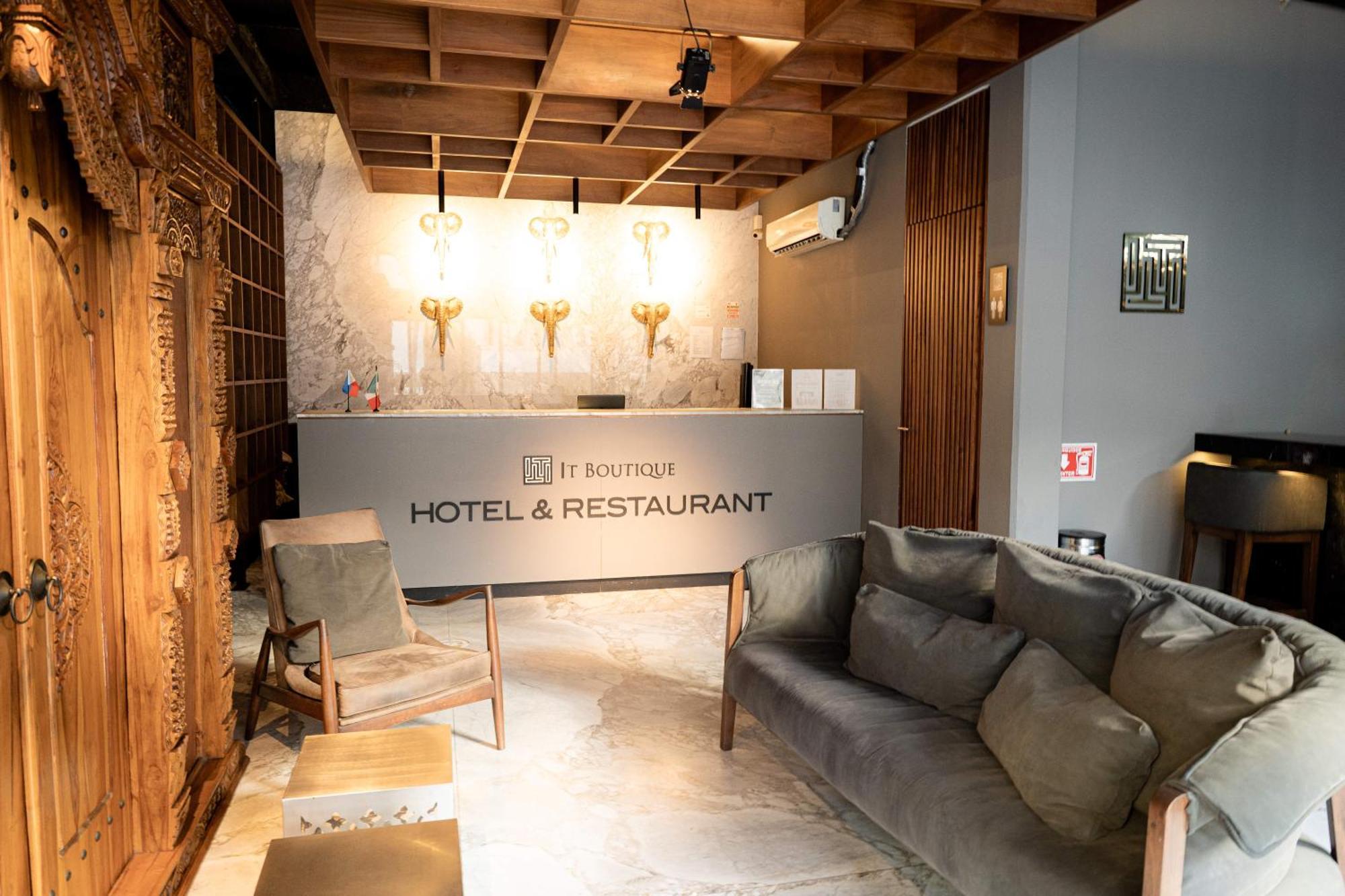 It Boutique Hotel & Restaurant Playa del Carmen Exterior photo